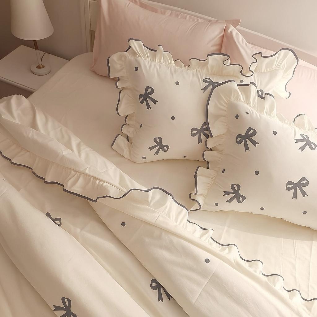 سرویس روتختی چیندار سفید طوسی